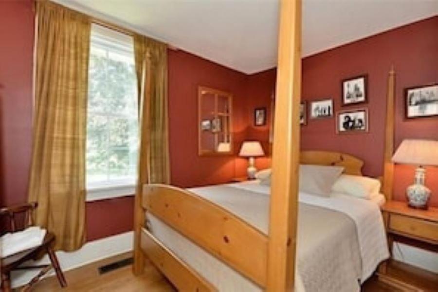 The Olde Angel Inn Niagara-on-the-Lake ภายนอก รูปภาพ